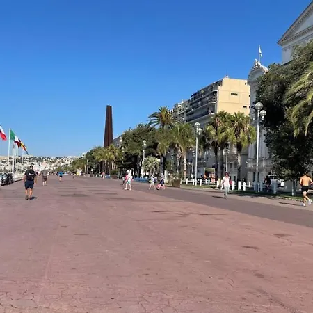 Apartmán Spacious 3 Bedroom Flat Center - Magnificent View