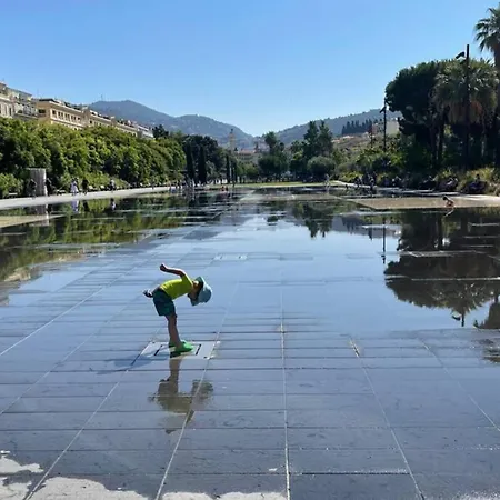 Spacious 3 Bedroom Flat Center - Magnificent View Lejlighed *