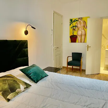 Apartment Spacious 3 Bedroom Flat Center - Magnificent View-parking Nice