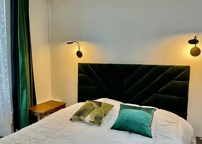 Spacious 3 Bedroom Flat Center - Magnificent View 아파트 니스