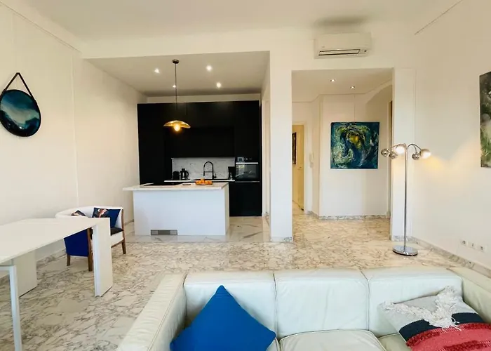 Spacious 3 Bedroom Flat Center - Magnificent View 아파트 니스