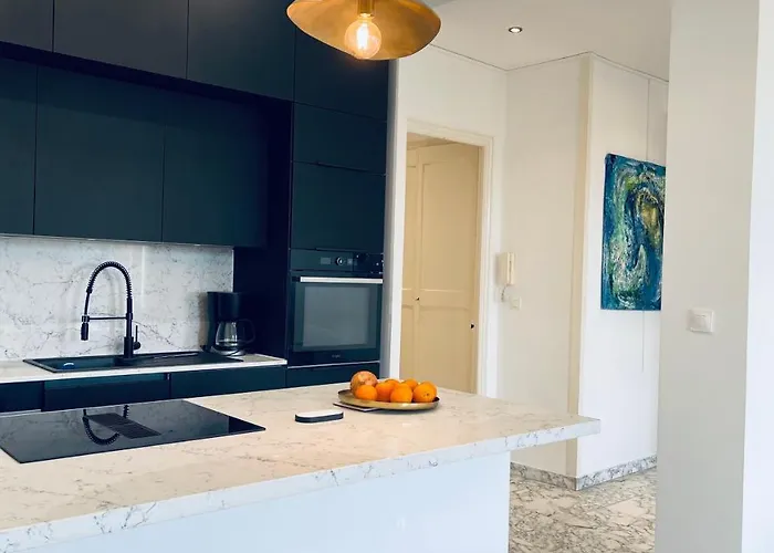 아파트 Spacious 3 Bedroom Flat Center - Magnificent View 니스