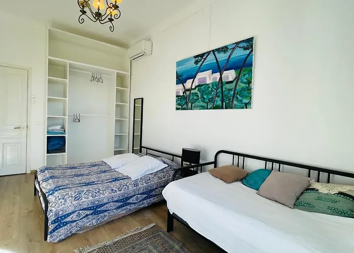 Spacious 3 Bedroom Flat Center - Magnificent View 아파트 니스