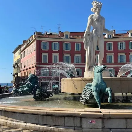 Daire Spacious 3 Bedroom Flat Center - Magnificent View Nice