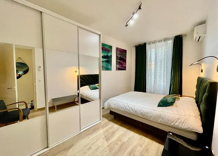 Apartman Spacious 3 Bedroom Flat Center - Magnificent View